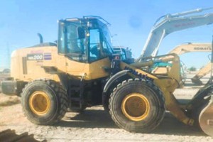 2021 Komatsu WA200-8  Wheel Loader